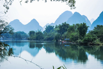 智能汽车行驶动力学建模与多目标优化控制技术(关于智能汽车行驶动力学建模与多目标优化控制技术的简介)